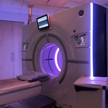 mri-machine-in-methodist-hospital-3DK877D-scaled mri-machine-in-methodist-hospital-3DK877D-scaled